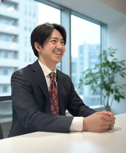 代表取締役 洪 潤極